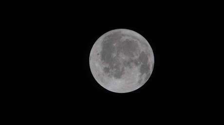 Astronautas de Artemis II logran observar la cara oculta de la Luna