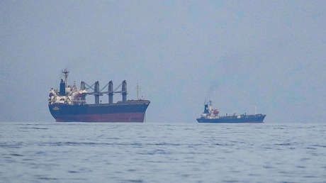 Bloomberg: El tráfico en el estrecho de Ormuz alcanza su nivel más alto en semanas