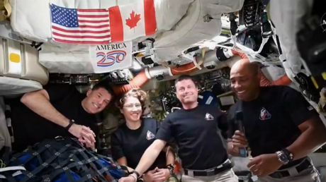 ¿Qué les preguntó Trump a los astronautas del Artemis II durante una transmisión en vivo?