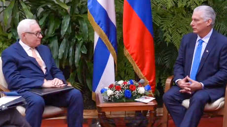 Cuba estrecha sus relaciones "históricas y estratégicas" con Rusia ante cerco energético de EE.UU.