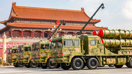 Trump: Si descubrimos que China está suministrando misiles antiaéreos a Irán, les impondremos un arancel del 50 %