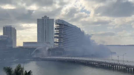 Icónico hotel de Miami se reduce a escombros en menos de un minuto (VIDEO)
