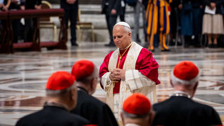 Trump responde si va a disculparse ante el papa León XIV