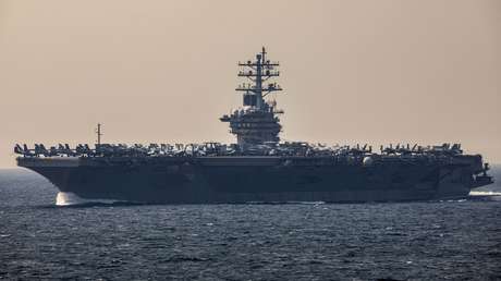 Incendio a bordo de un portaviones de EE.UU.