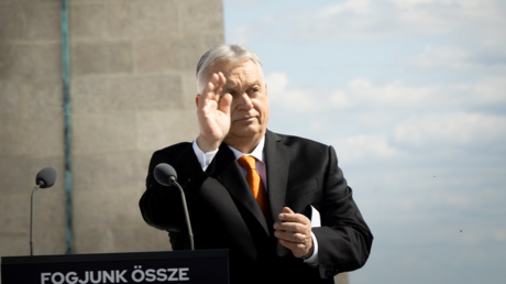 Lukashenko explica por qué no hay que apresurarse a juzgar la derrota de Orbán en Hungría