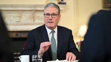Enviado del Kremlin pone al descubierto la finalidad de las políticas de Starmer