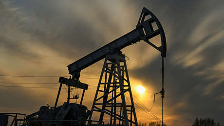 Rusia anuncia que detendrá el tránsito de petróleo kazajo a Alemania