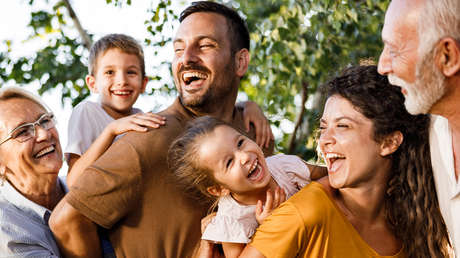 ¿A qué edad se independizan realmente los jóvenes europeos de sus padres?