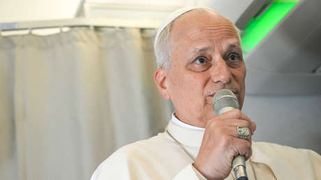 León XIV lleva en su bolsillo la foto de un niño musulmán muerto en ataques israelíes