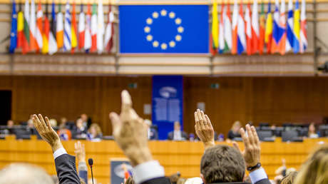 Zajárova: Préstamo a Kiev es otra decisión de Bruselas contra sus propios ciudadanos