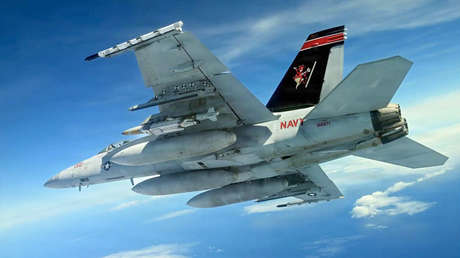 EE.UU. prueba una bomba aérea guiada de 555 km de alcance