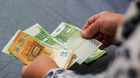 País europeo admite situación "extremadamente difícil" en sus finanzas