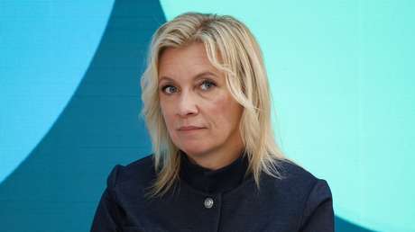 VIDEO: Zajárova impresiona al público de un campeonato ruso de baloncesto