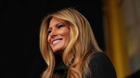 Melania Trump rompe el silencio tras declaraciones "odiosas y violentas" de Jimmy Kimmel