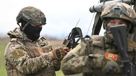 Putin a Trump: Rusia cumplirá sus objetivos en la operación militar especial "en cualquier caso"