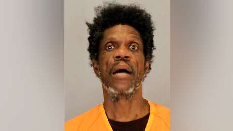 Un "depredador" sexual es hallado desnudo en la habitación de un niño que gritaba aterrorizado