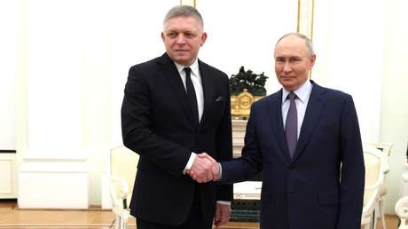 "En los aseos de Bruselas me preguntan qué dijo": Fico defiende su diálogo con Putin