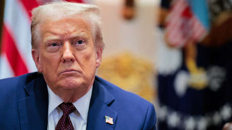 "Explosión natural de su petróleo": Trump avisa a Irán del problema que se les avecina