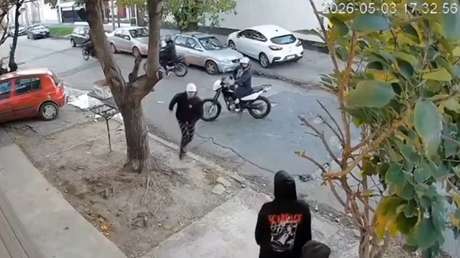 VIDEOS: Delincuentes intentan robar a una familia, pero no esperaban la valiente respuesta