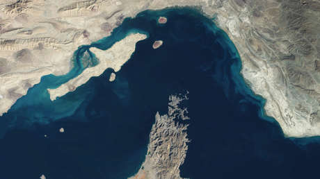 Irán impone un sistema regulatorio para el paso por el estrecho de Ormuz