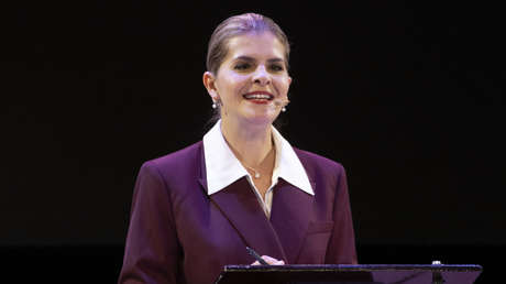 Laura Fernández jura como presidenta de Costa Rica