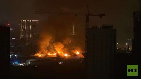 Incendio en el Kremlin de Izmáilovo, un complejo cultural y turístico de Moscú