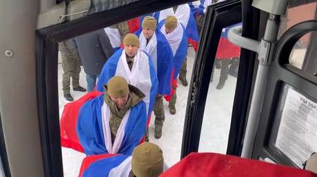 Rusia y Ucrania intercambian 205 prisioneros de guerra de cada bando