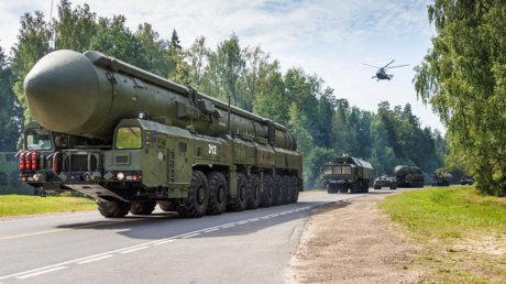 Bielorrusia inicia ensayos sobre el uso combativo de armas nucleares
