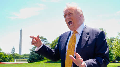 "¡Se han vuelto completamente locos!": Trump se lanza contra la prensa por la guerra con Irán