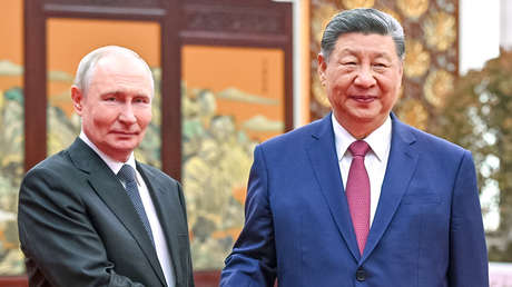 FOTOS: Putin y Xi conversan en un ambiente amistoso durante un té