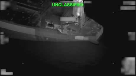 EE.UU. dispara contra un tanquero por desafiar el bloqueo a Irán (VIDEO)