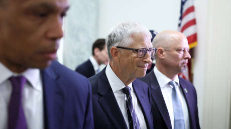 El gesto inesperado de Bill Gates en su testimonio sobre Epstein (VIDEO)