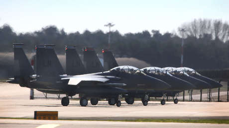 CGRI bombardea cazas estadounidenses F-35, F-15 y F-16 en una base aérea de EE.UU. en Jordania