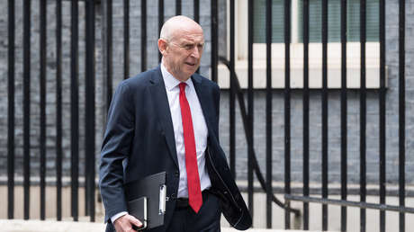 Dimite el secretario de Defensa británico por desacuerdo con Starmer