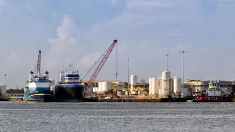 EE.UU. se convierte en el mayor exportador de petróleo del mundo en medio de la crisis en Oriente Medio
