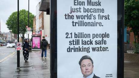 Elon Musk se convierte en el primer billonario de la historia