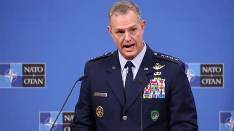 Comandante de la OTAN: "Rusia no busca un conflicto"