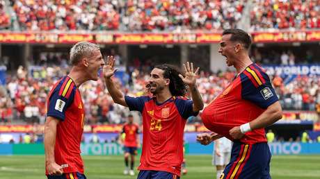 España gana con un gol agónico y deja fuera a Bélgica del Mundial