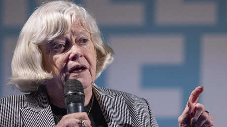 Asesinan en su casa a la exministra británica Ann Widdecombe