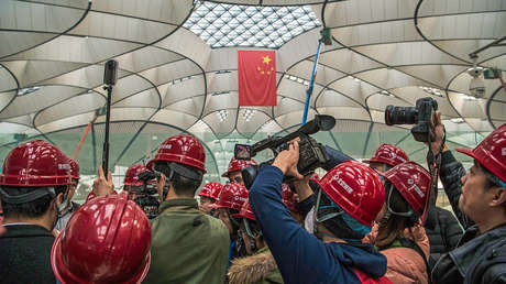 China arremete contra las "políticas discriminatorias" de visado de EE.UU.