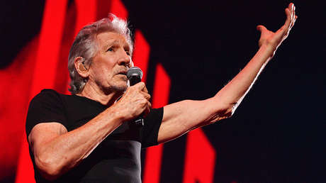 Roger Waters a Tucker Carlson: "Me da mucha pena no poder ver RT"