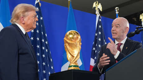 Infantino se deshace en elogios a Trump