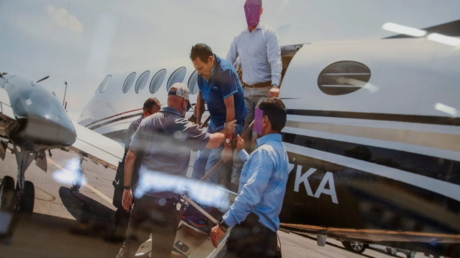'El Mayo' Zambada pensó que sería lanzado del avión que lo trasladó ilegalmente a EE.UU.