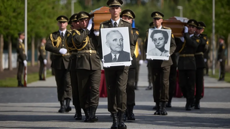 Putin: Kiev resucita abiertamente la ideología nazi