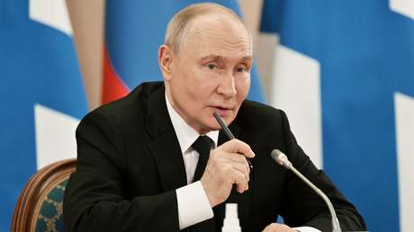 Putin relata una atrocidad cometida por un soldado ucraniano que sorprendió a su propio compañero