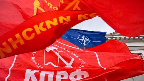 Líder comunista ruso: "La OTAN declaró al mundo ruso una guerra de total aniquilación"