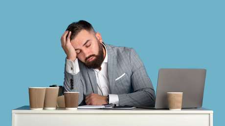 Explican por qué nos sentimos agotados pese a dormir ocho horas