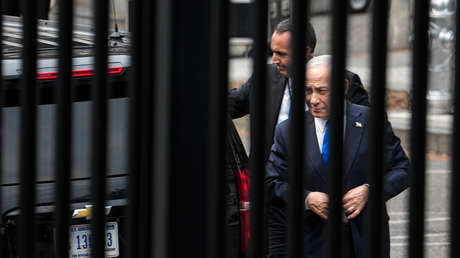 "Tenemos fuerzas especiales alrededor": Netanyahu advierte qué pasará si quieren detenerlo