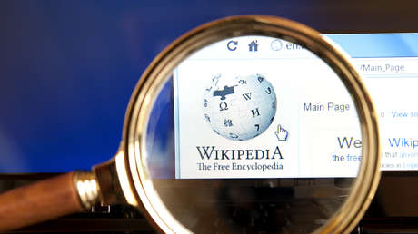 "Wikipedia ya está comprometida, la CIA ya la ha editado", asegura su cofundador