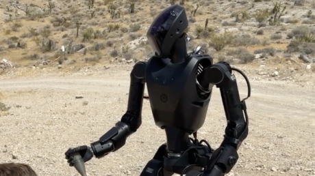 Robots humanoides podrían empezar a patrullar la frontera sur de EE.UU.